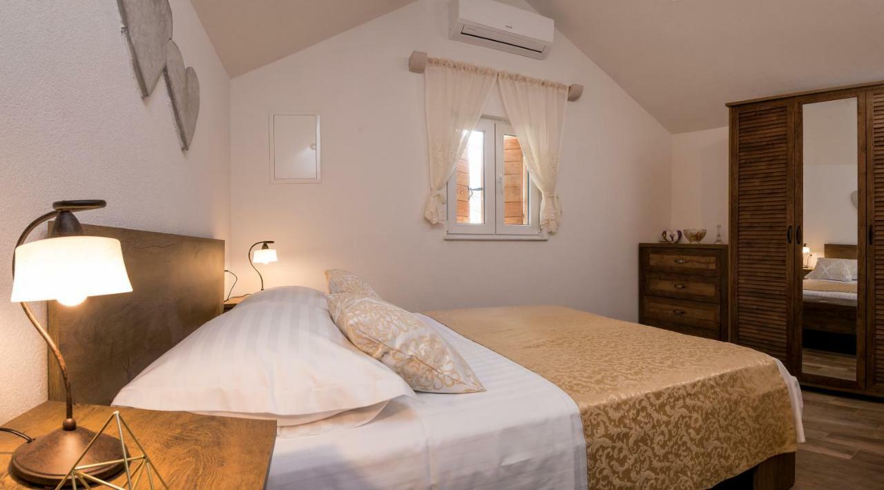 Apartment Cesarica Baška Voda Exteriér fotografie